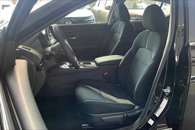 new 2025 Nissan Sentra car, priced at $23,708