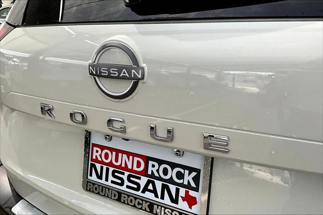 new 2023 Nissan Rogue car