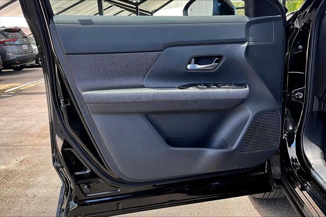 new 2025 Nissan Kicks car, priced at $25,595