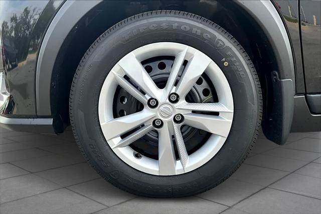 new 2025 Nissan Kicks car, priced at $22,857
