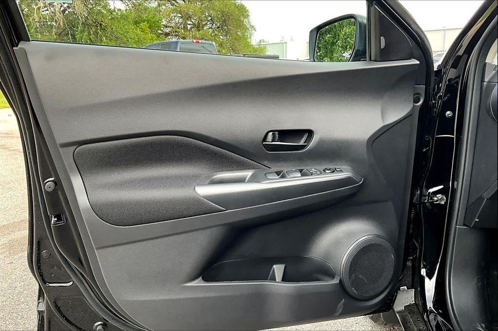 new 2025 Nissan Kicks car, priced at $23,760