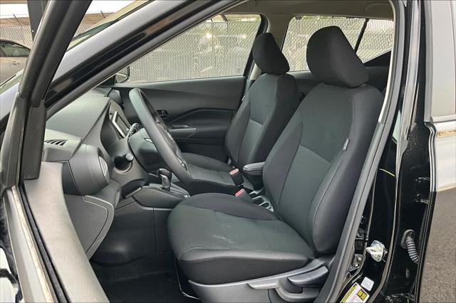 new 2025 Nissan Kicks car, priced at $22,857
