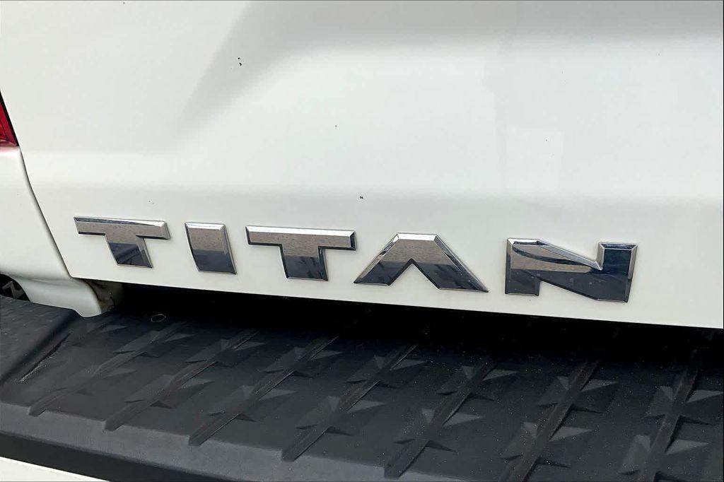 used 2019 Nissan Titan car, priced at $23,876