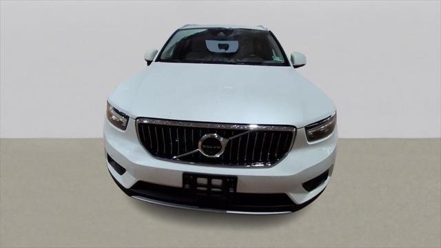 used 2019 Volvo XC40 car, priced at $17,799