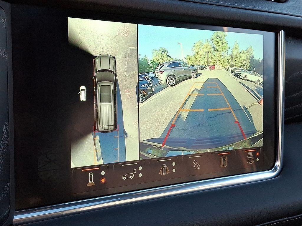 used 2023 GMC Yukon car, priced at $69,098