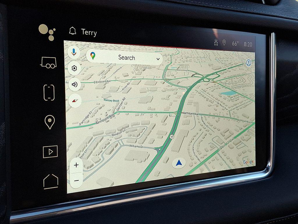 used 2023 GMC Yukon car, priced at $69,098