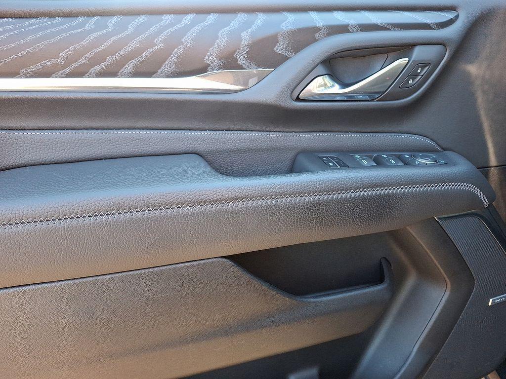 used 2023 GMC Yukon car, priced at $69,098