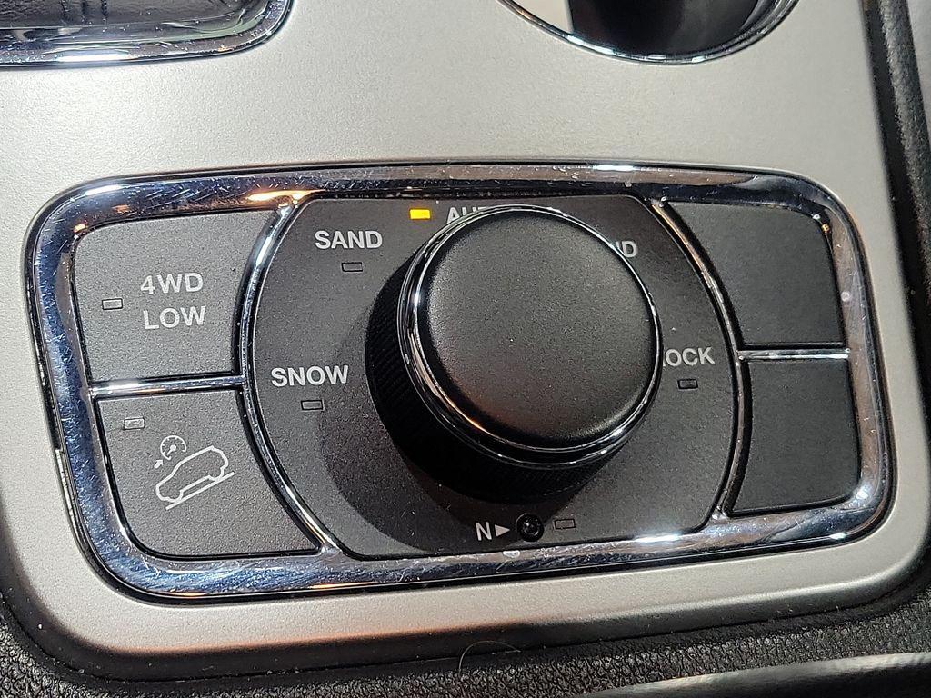 used 2018 Jeep Grand Cherokee car, priced at $13,499