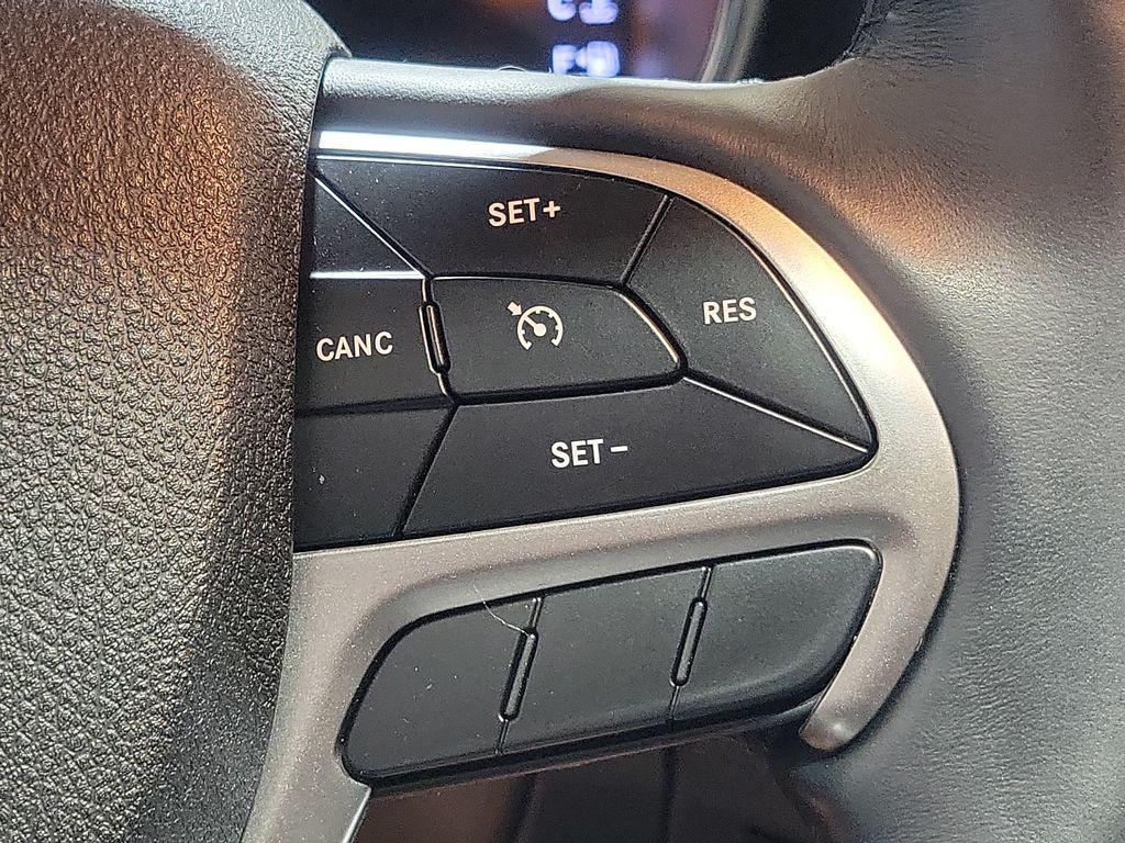 used 2018 Jeep Grand Cherokee car, priced at $13,499