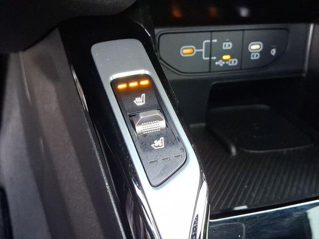 used 2024 Kia Sorento car, priced at $41,499