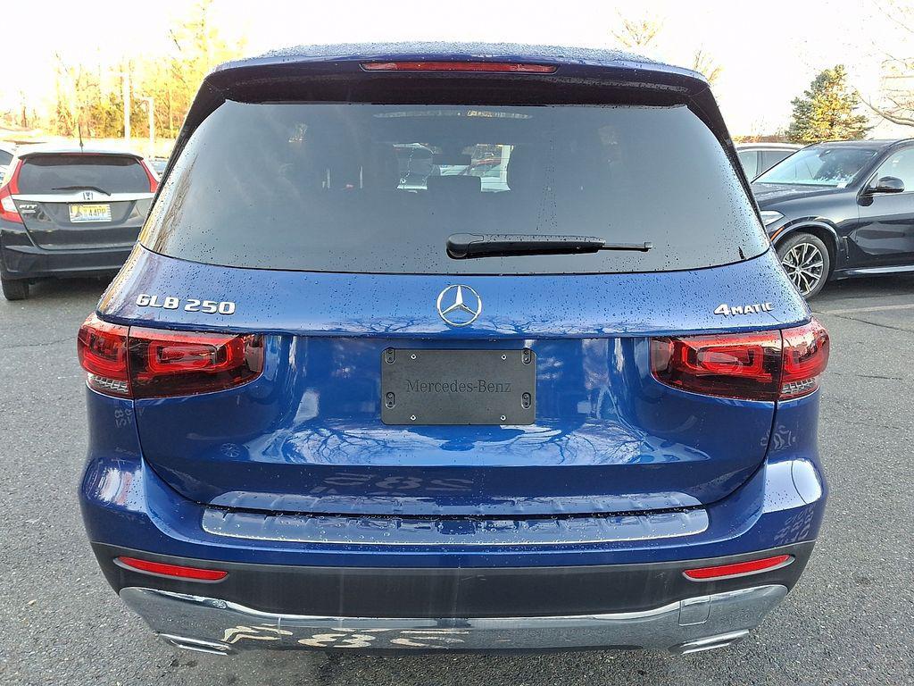 used 2021 Mercedes-Benz GLB 250 car, priced at $29,689