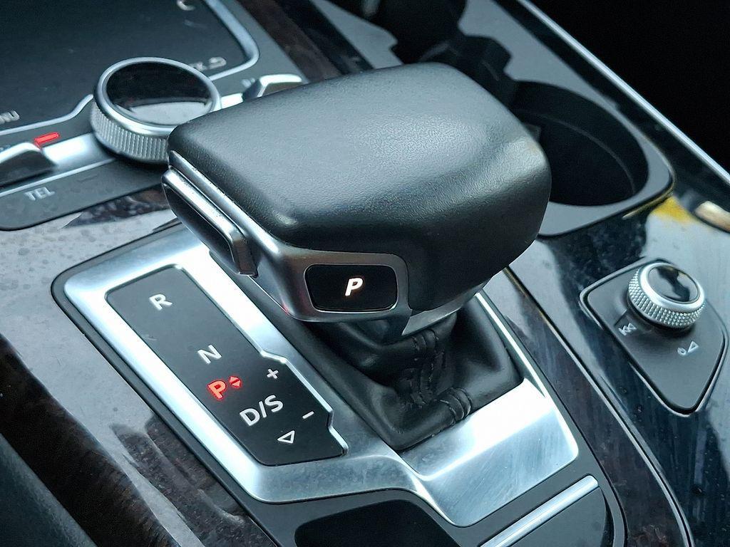used 2018 Audi Q7 car, priced at $20,399