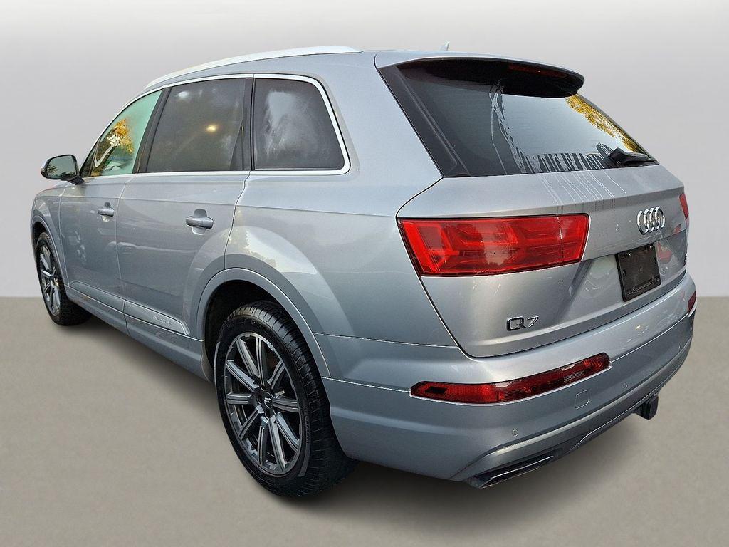 used 2018 Audi Q7 car, priced at $20,399
