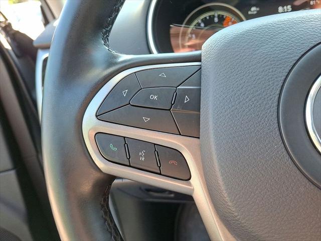 used 2020 Jeep Cherokee car, priced at $16,499