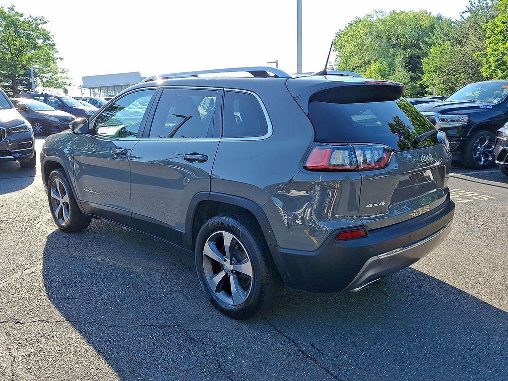 used 2020 Jeep Cherokee car, priced at $15,499