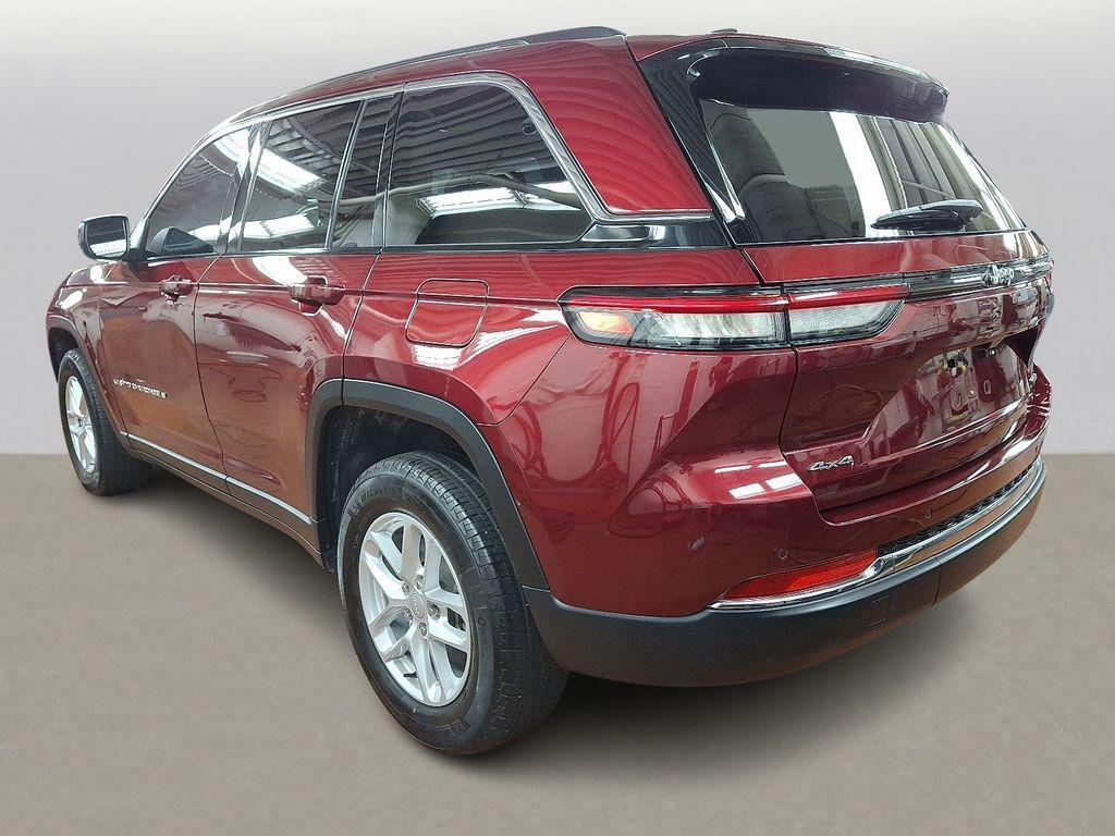 used 2024 Jeep Grand Cherokee car, priced at $32,799