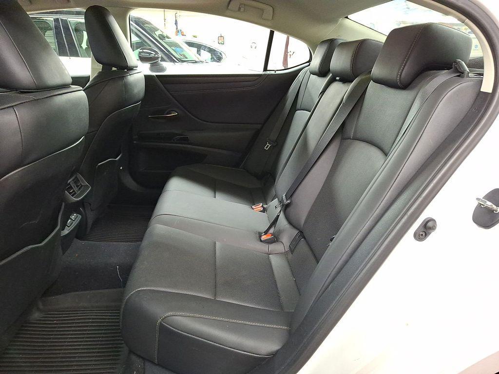 used 2024 Lexus ES 350 car, priced at $35,899