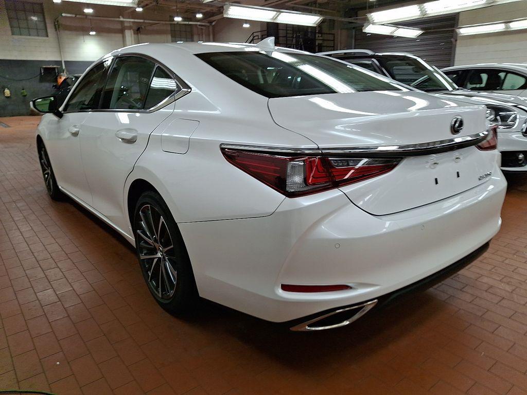 used 2024 Lexus ES 350 car, priced at $35,899