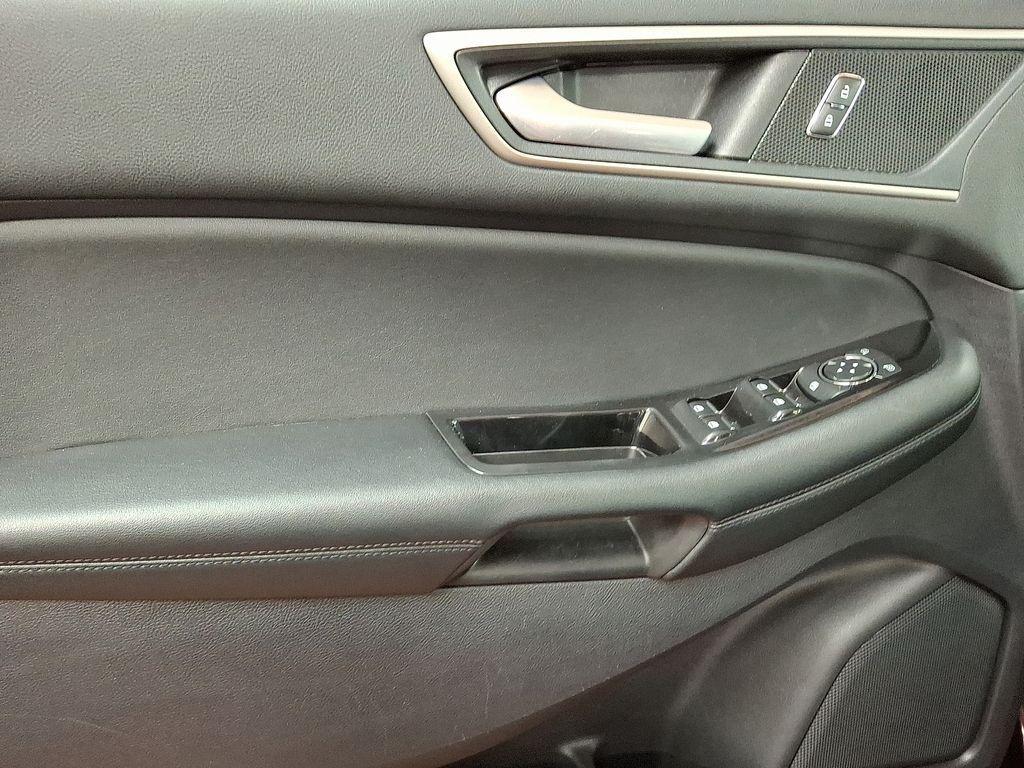 used 2020 Ford Edge car, priced at $15,899