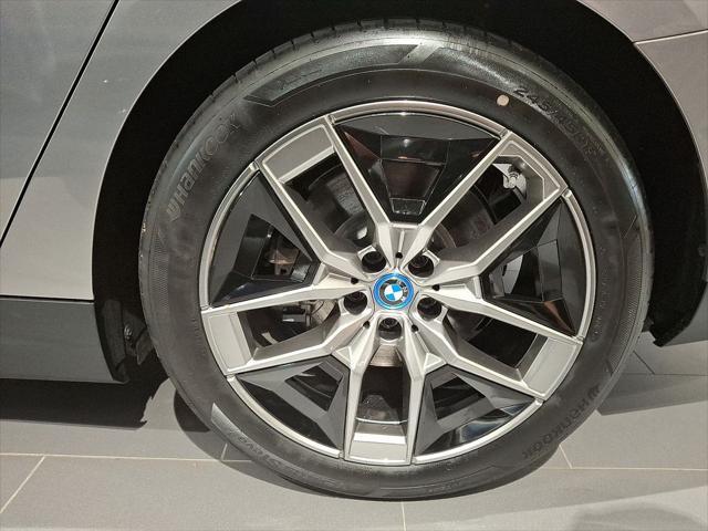 new 2025 BMW i5 car, priced at $71,925