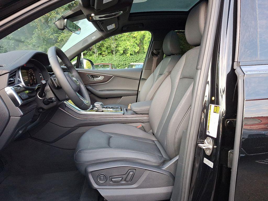 used 2023 Audi Q7 car, priced at $42,999