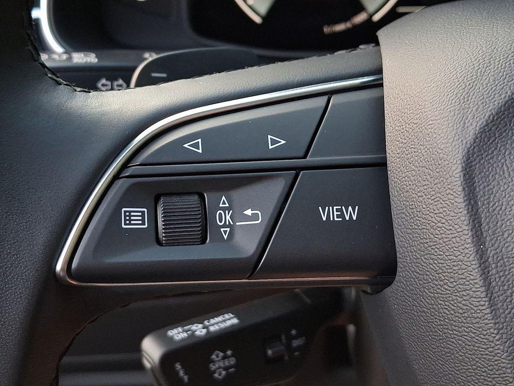 used 2023 Audi Q7 car, priced at $42,999