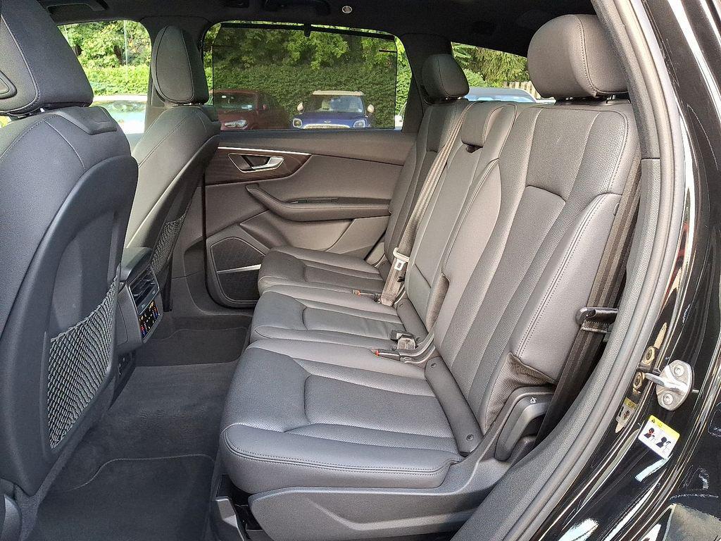 used 2023 Audi Q7 car, priced at $42,999
