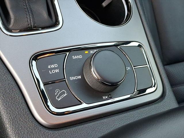 used 2020 Jeep Grand Cherokee car, priced at $26,899