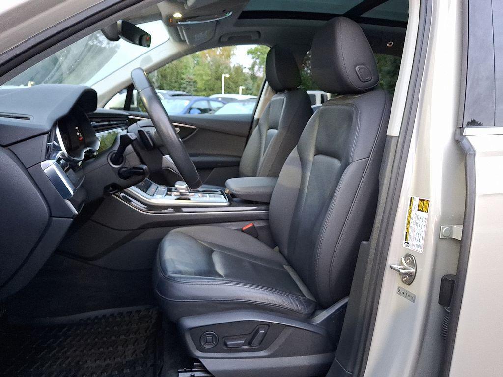 used 2020 Audi Q7 car, priced at $22,999