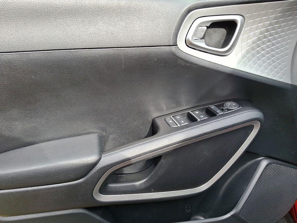 used 2022 Kia Soul car, priced at $15,499