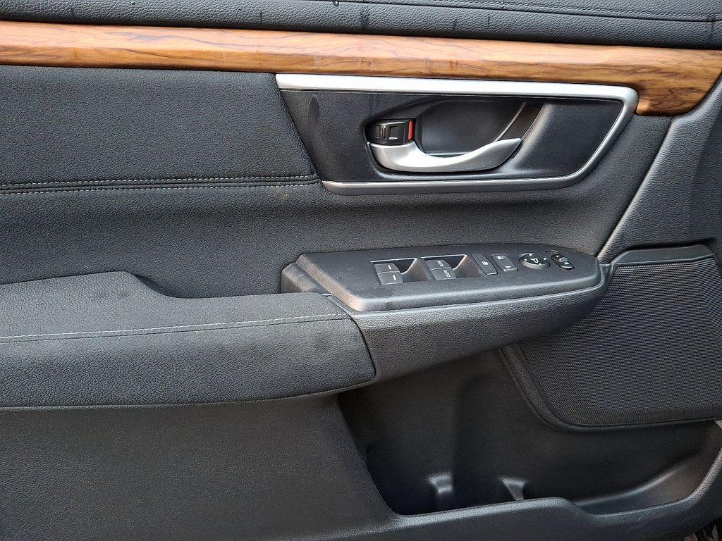 used 2018 Honda CR-V car, priced at $15,899
