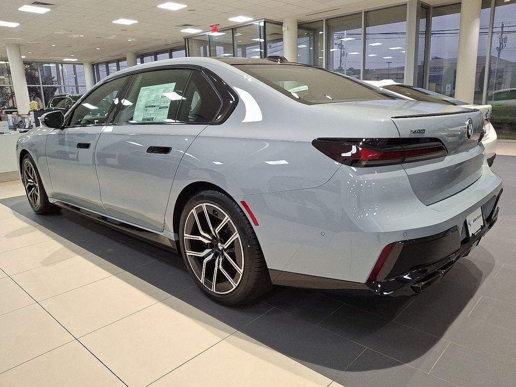 new 2025 BMW 760 car, priced at $126,825