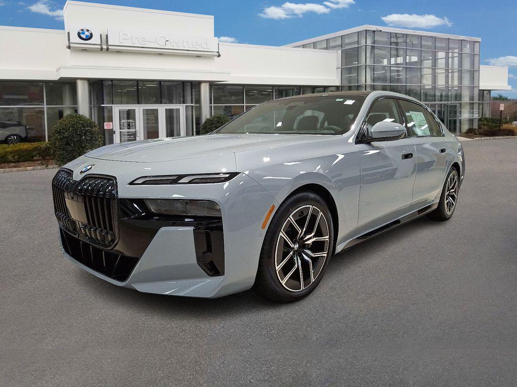 new 2025 BMW 760 car, priced at $126,825