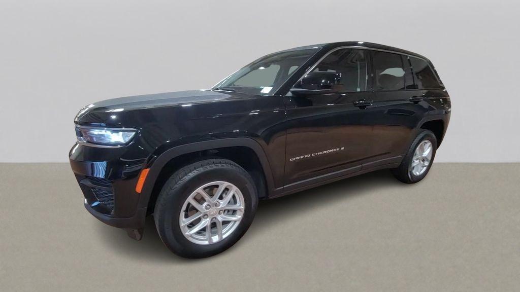 used 2023 Jeep Grand Cherokee car, priced at $34,399