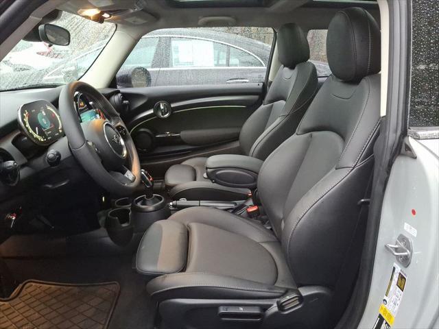 used 2023 MINI Hardtop car, priced at $23,999