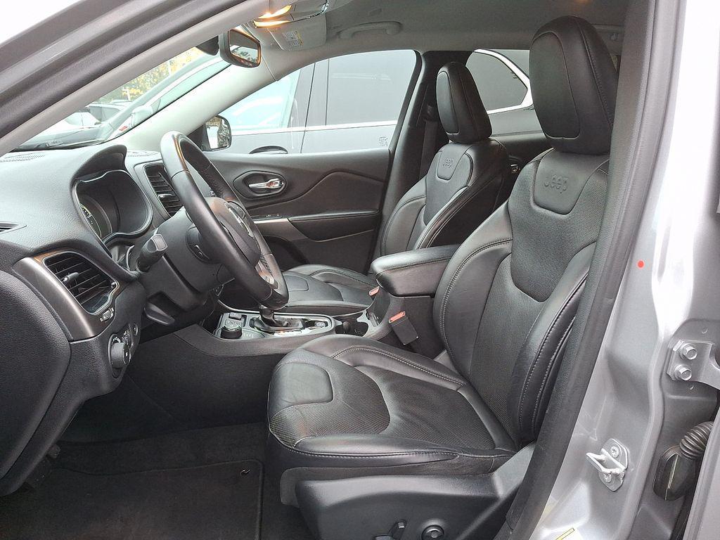 used 2019 Jeep Cherokee car, priced at $16,199