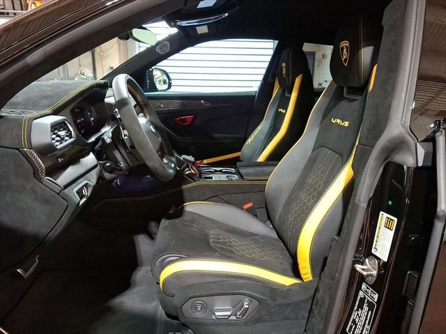 used 2023 Lamborghini Urus car, priced at $277,999