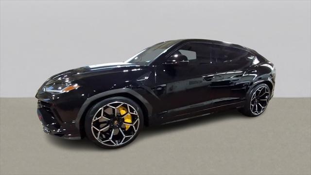 used 2023 Lamborghini Urus car, priced at $277,999