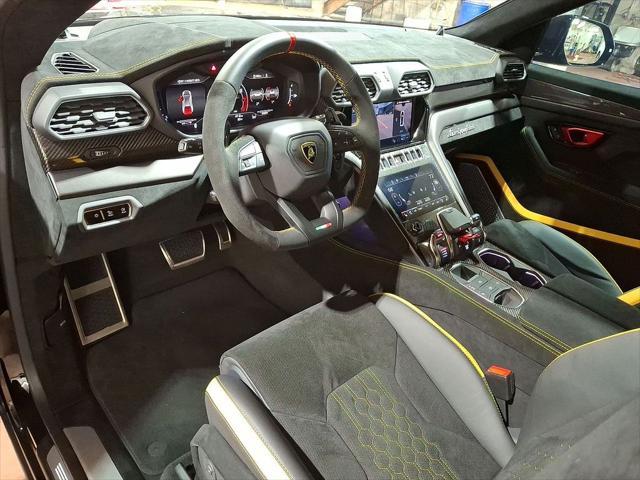 used 2023 Lamborghini Urus car, priced at $277,999
