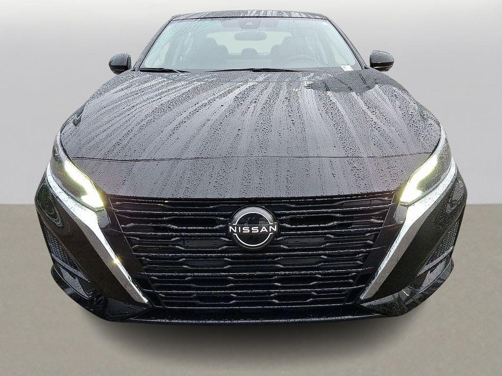 used 2023 Nissan Altima car, priced at $22,489