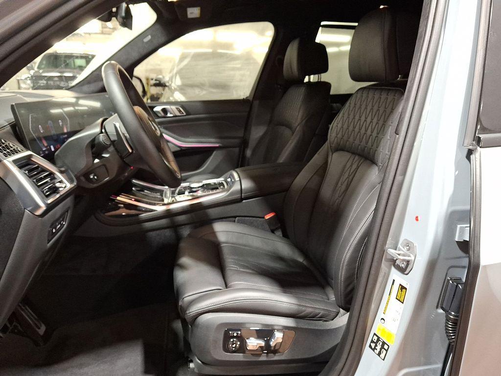 used 2024 BMW X7 car, priced at $71,499