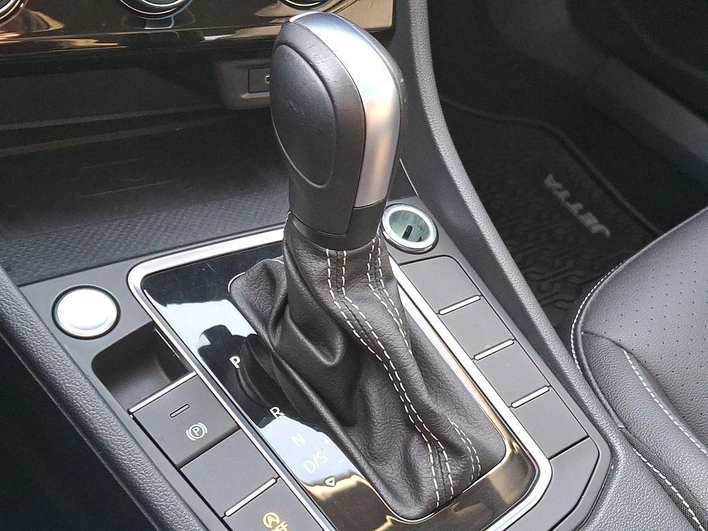 used 2021 Volkswagen Jetta car, priced at $14,399