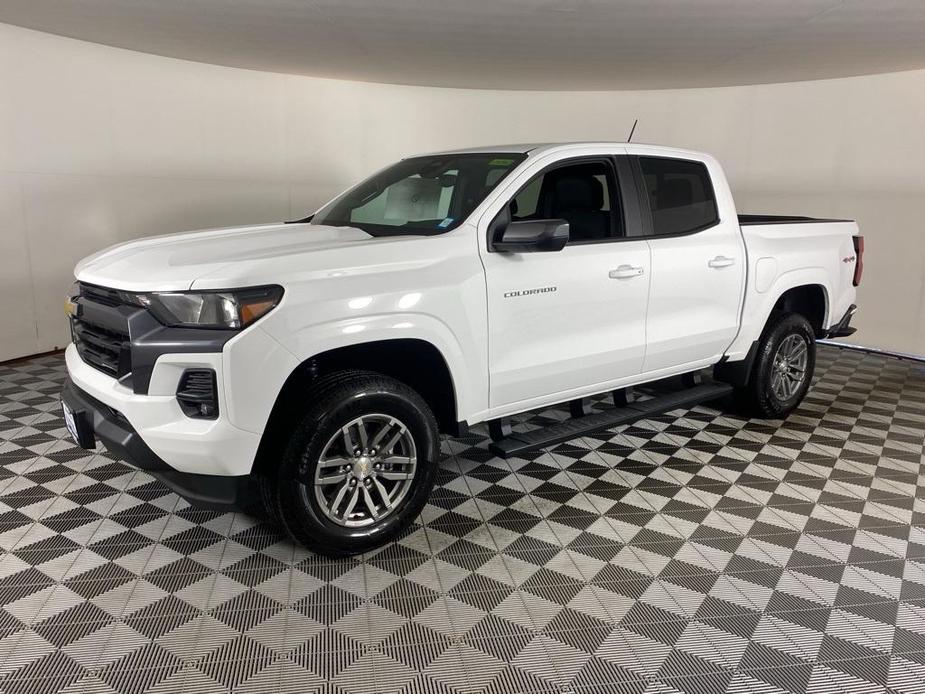 new 2024 Chevrolet Colorado car, priced at $42,150