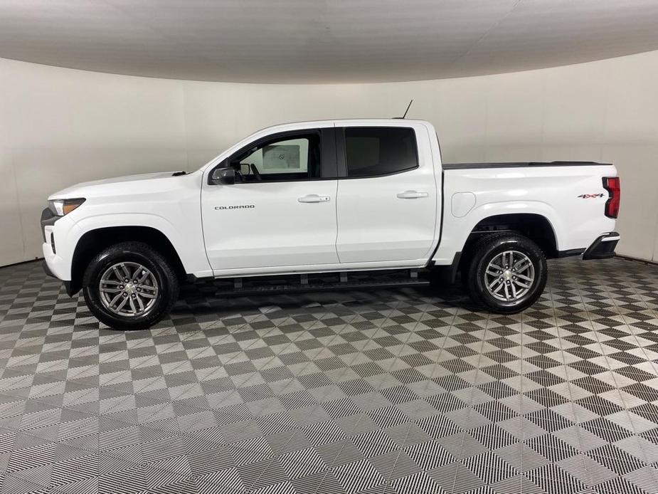 new 2024 Chevrolet Colorado car, priced at $42,150