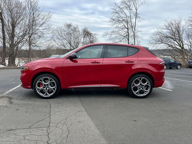new 2025 Alfa Romeo Tonale car, priced at $52,667