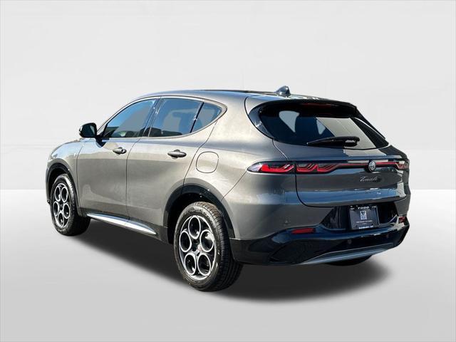 new 2024 Alfa Romeo Tonale car, priced at $49,299