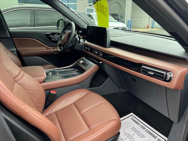 used 2025 Lincoln Aviator car, priced at $67,000