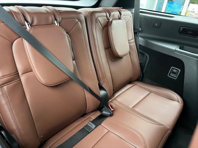 used 2025 Lincoln Aviator car, priced at $67,000