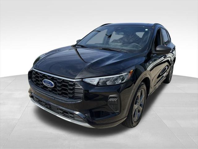 used 2023 Ford Escape car, priced at $25,500