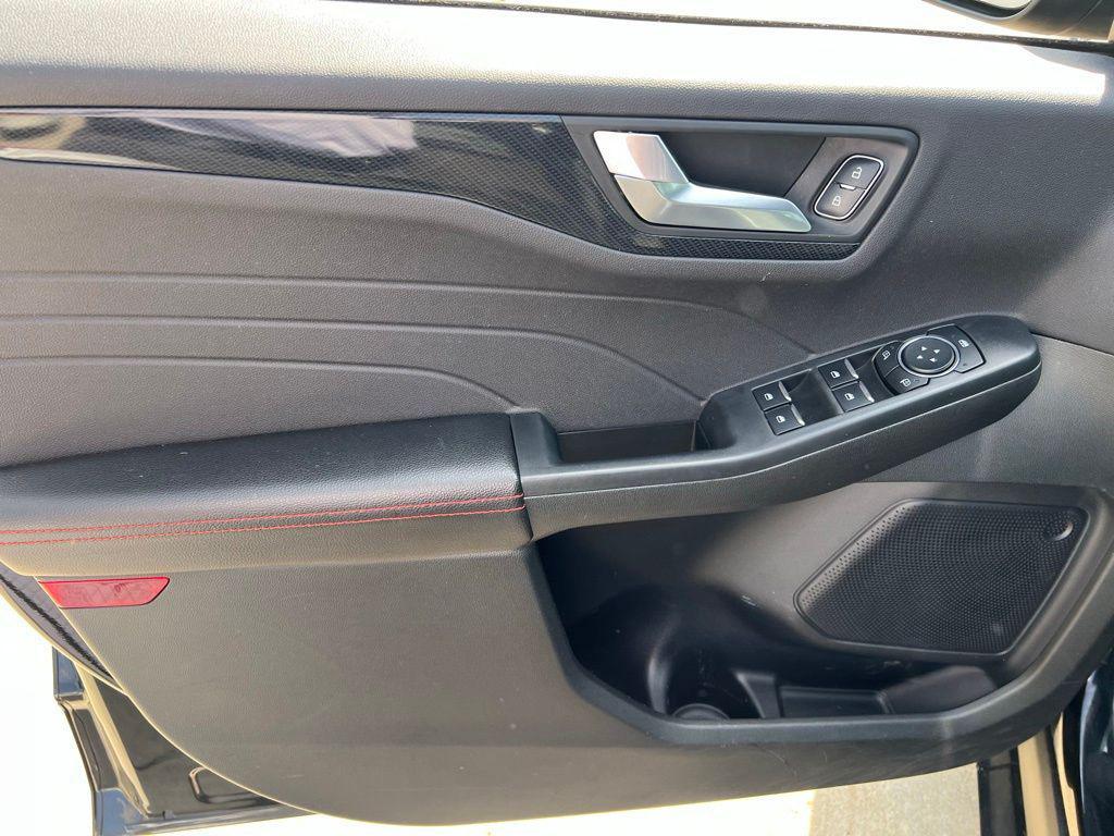 used 2023 Ford Escape car, priced at $25,500